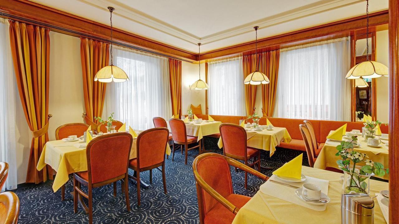 Hotel Am Schelztor Esslingen am Neckar Exteriör bild
